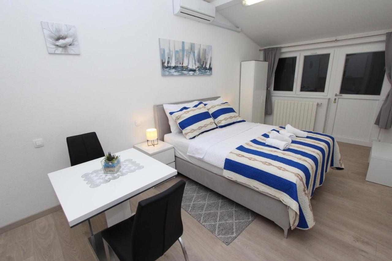Studio Sunny Rovinj Luaran gambar