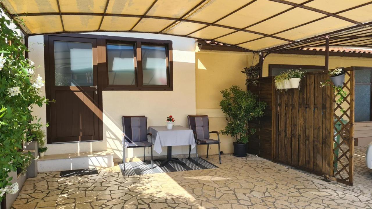 Studio Sunny Rovinj Luaran gambar